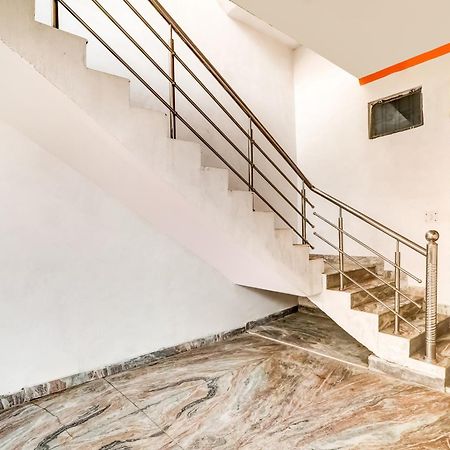 Spot On Ganpati Palace لاكناو المظهر الخارجي الصورة