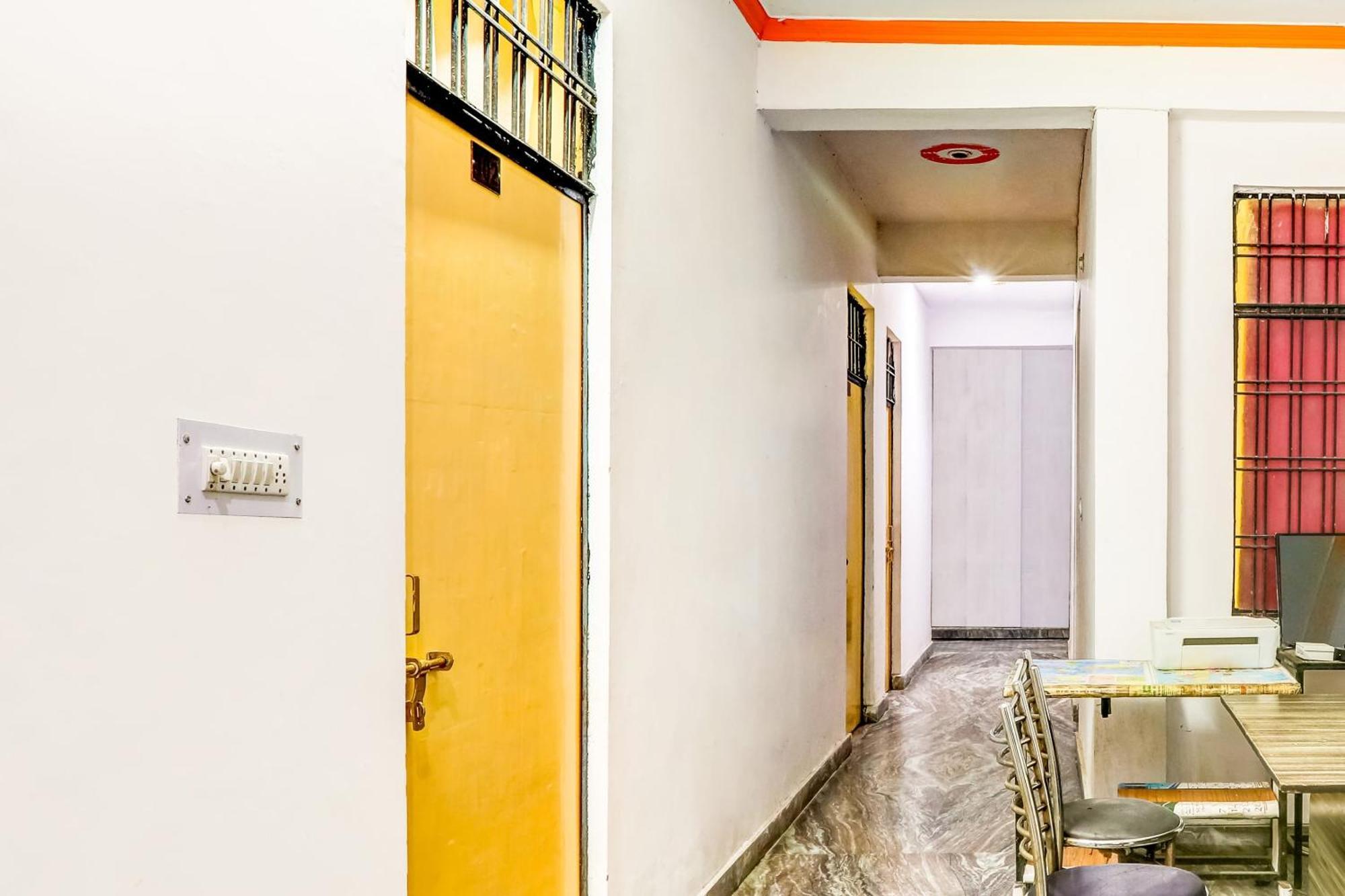 Spot On Ganpati Palace لاكناو المظهر الخارجي الصورة