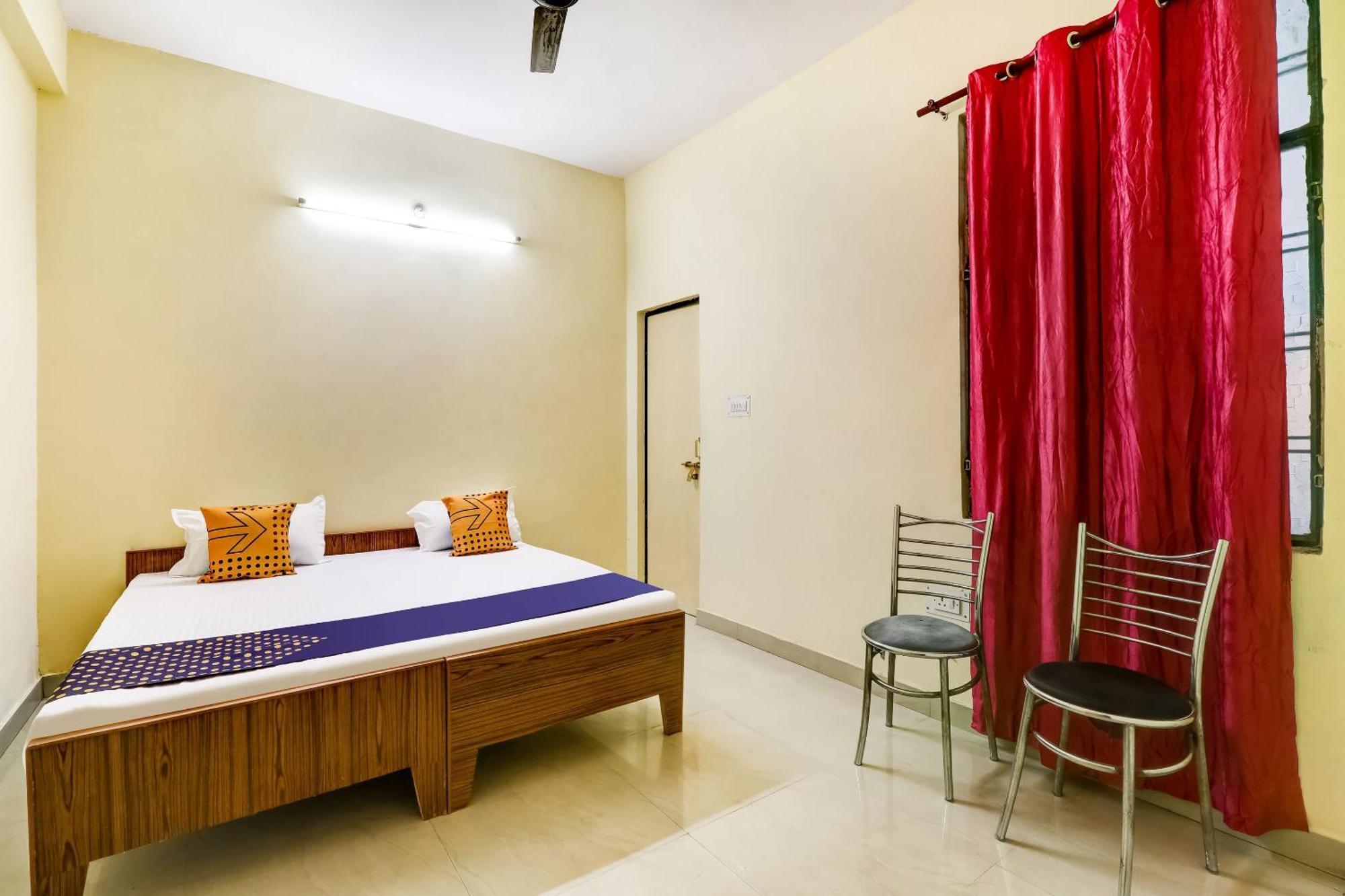 Spot On Ganpati Palace لاكناو المظهر الخارجي الصورة