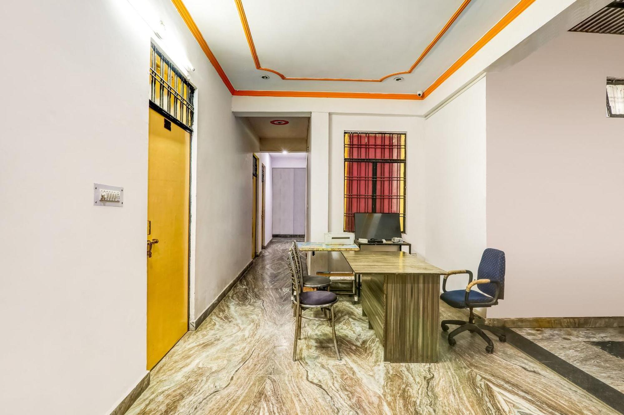 Spot On Ganpati Palace لاكناو المظهر الخارجي الصورة